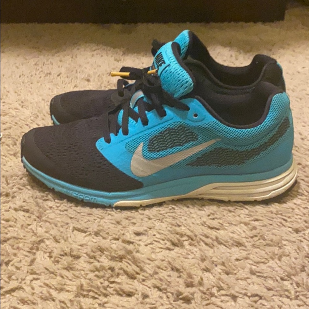 Women’s Nike shoes